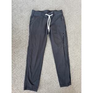 Vuori gray women’s L pants